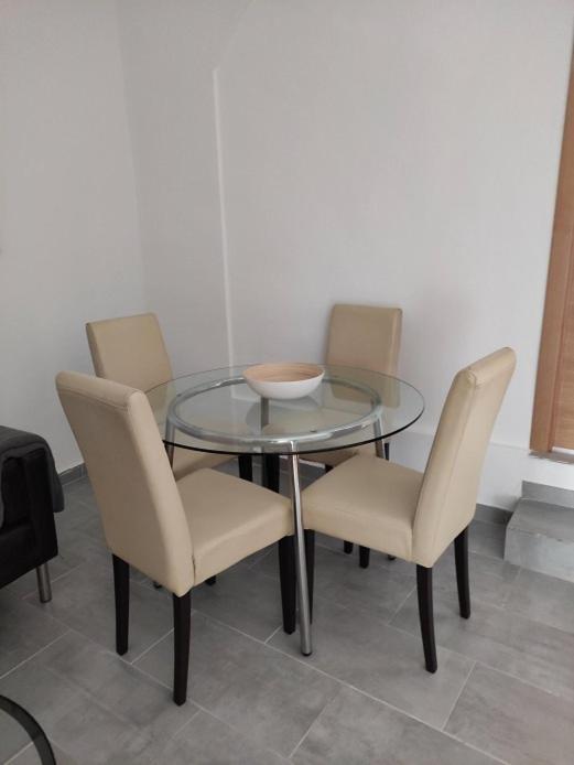 Piso Acogedor Con Encanto Navas del Rey Екстериор снимка